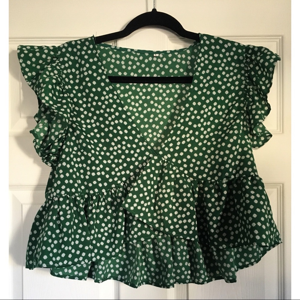 Flowy floral crop top